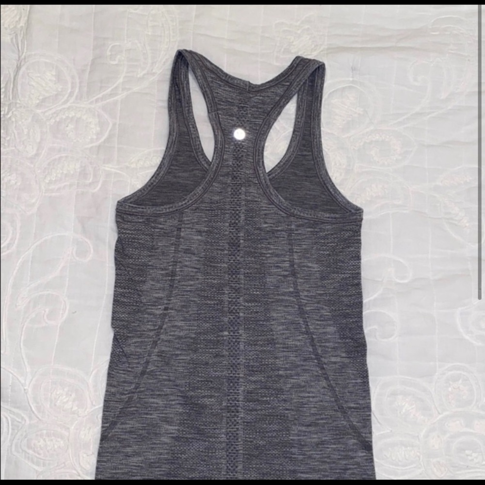 Size 2 Lululemon Tank